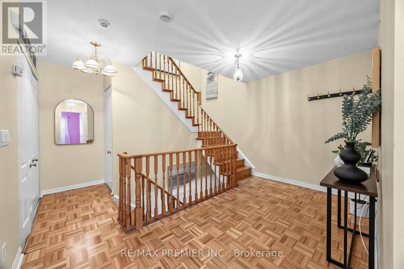 602 - 1400 The Esplanade N, Pickering, photo 8