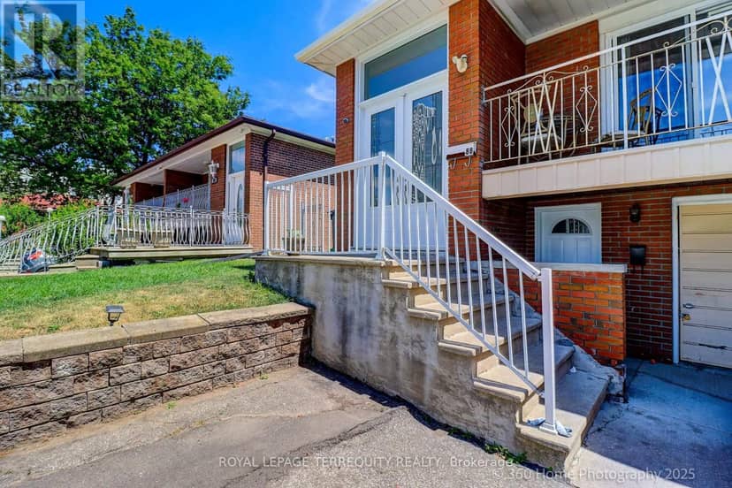 88 Central Parkway W, Mississauga, photo 2