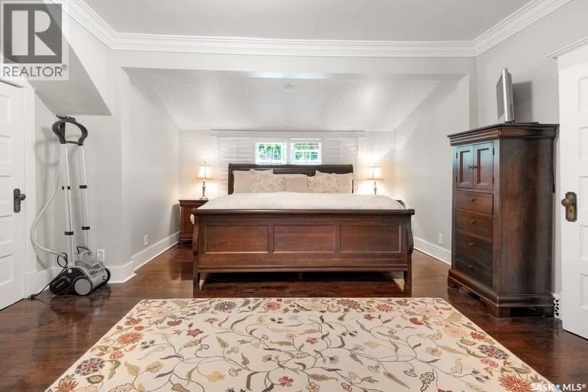 2718 Regina AVENUE — photo 30 of 40