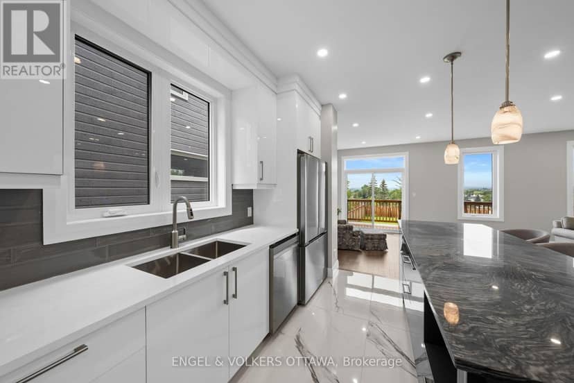6933 Notre Dame Street — photo 11 of 40