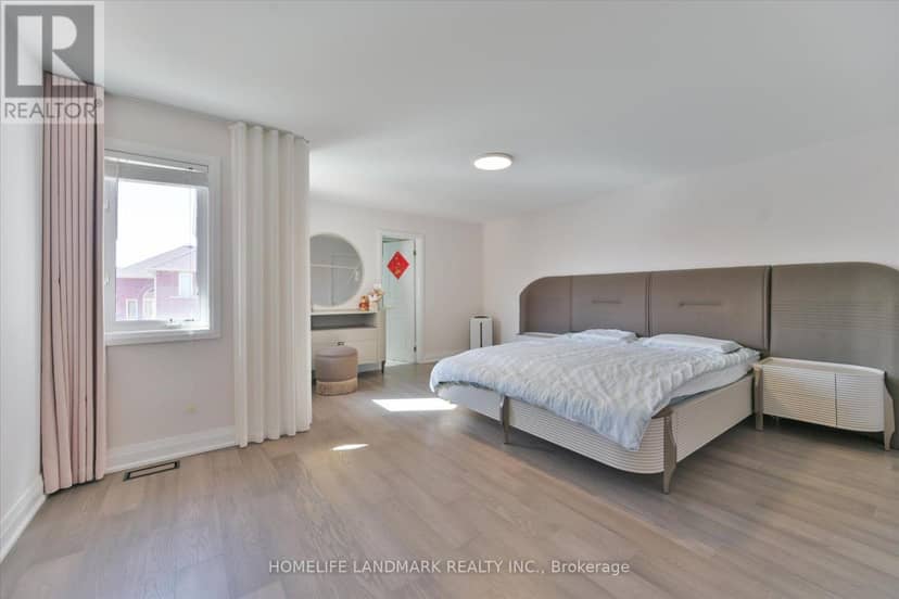 24 Harlan Street — photo 11 of 21
