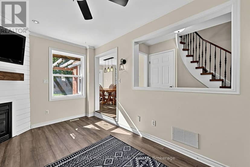 121 Taylor Drive — photo 16 of 40