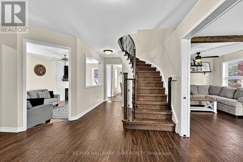 121 Taylor Drive — photo 5 of 40