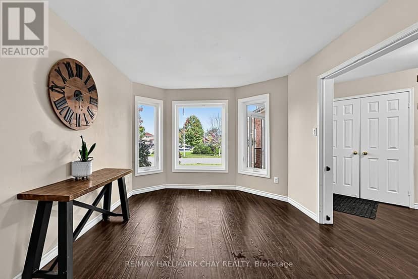 121 Taylor Drive — photo 7 of 40