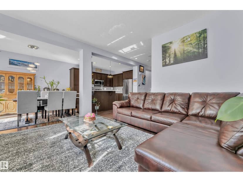 2573 Cole Cr SW — photo 14 of 40