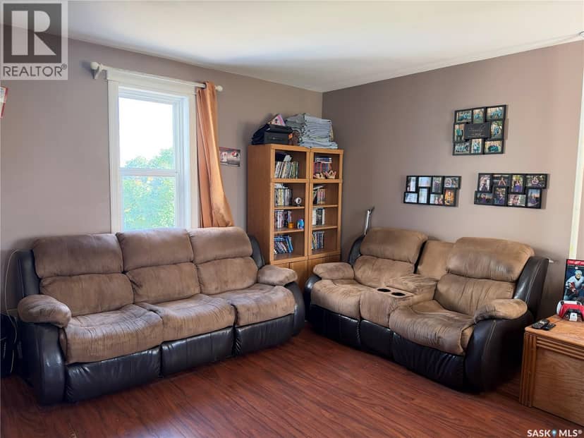 209 Government ROAD — photo 13 of 36
