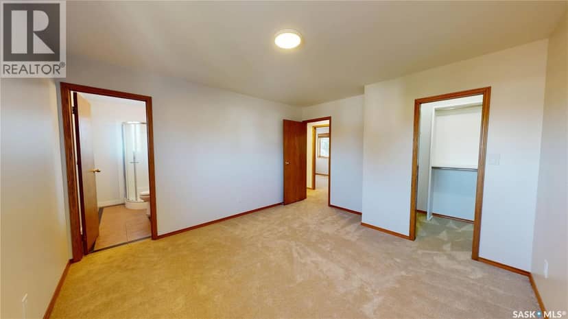 610 Nesslin CRESCENT — photo 19 of 40
