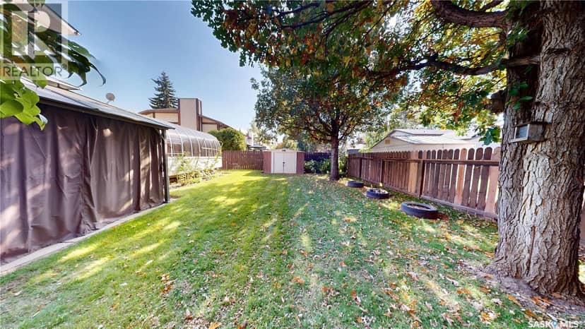 610 Nesslin CRESCENT — photo 40 of 40