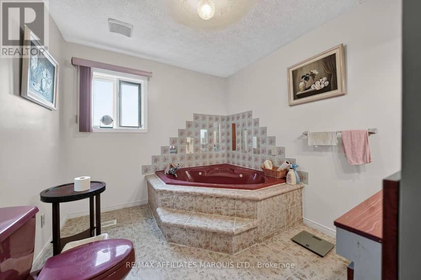 20474 Concession 8 Road — photo 18 of 40