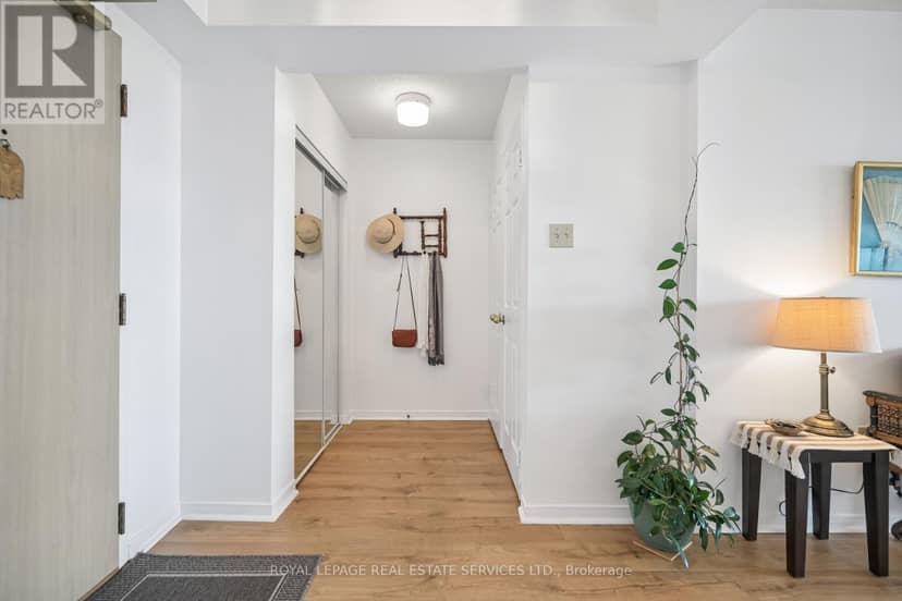 1211 - 2155 Burnhamthorpe Road, Mississauga, photo 4