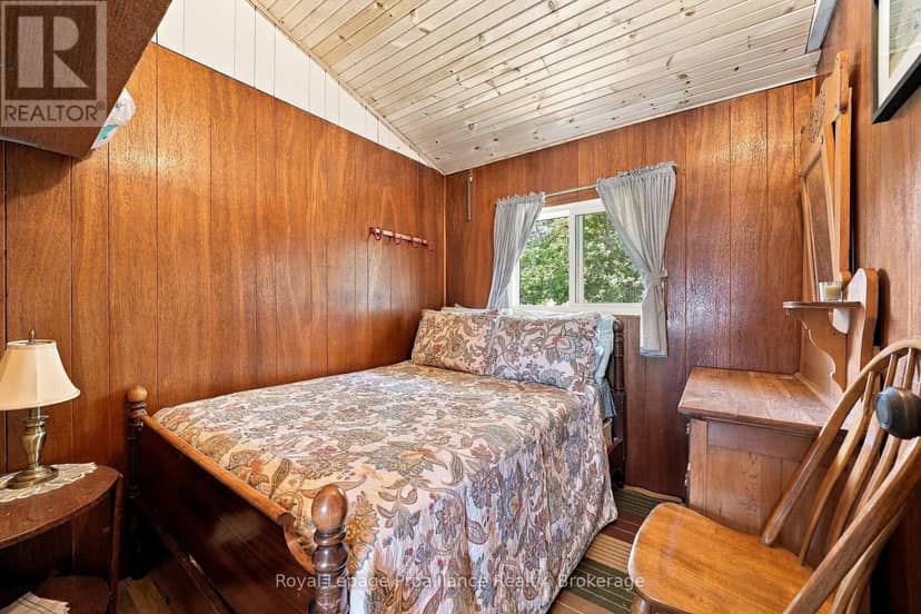 30 Mayne Lane — photo 16 of 22