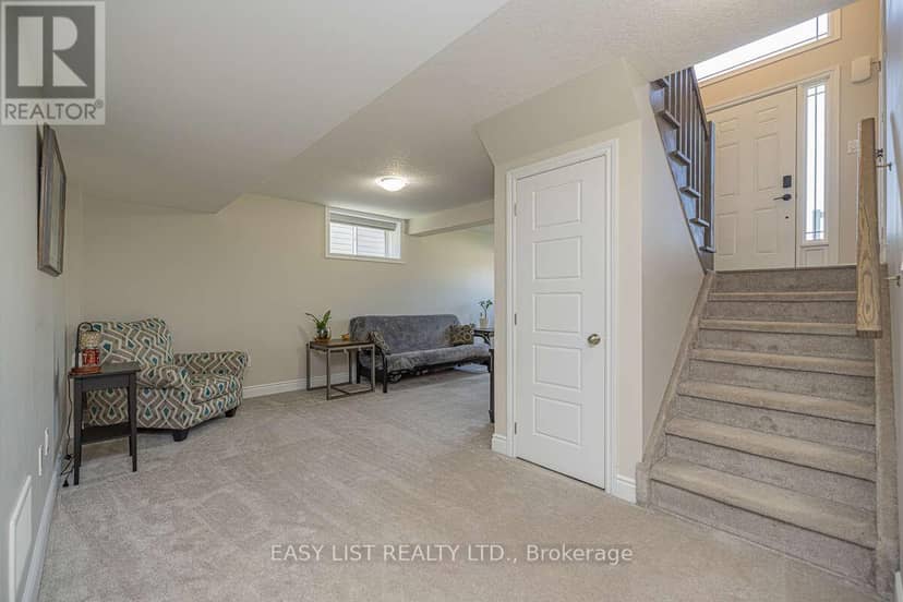19 Ralph Dalton Boulevard — photo 24 of 37