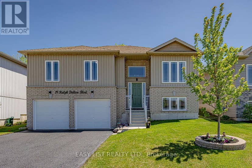 19 Ralph Dalton Boulevard — photo 1 of 37