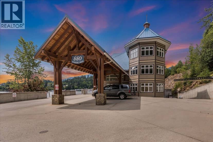 550 Rainbow Drive Unit# 204, Kaslo