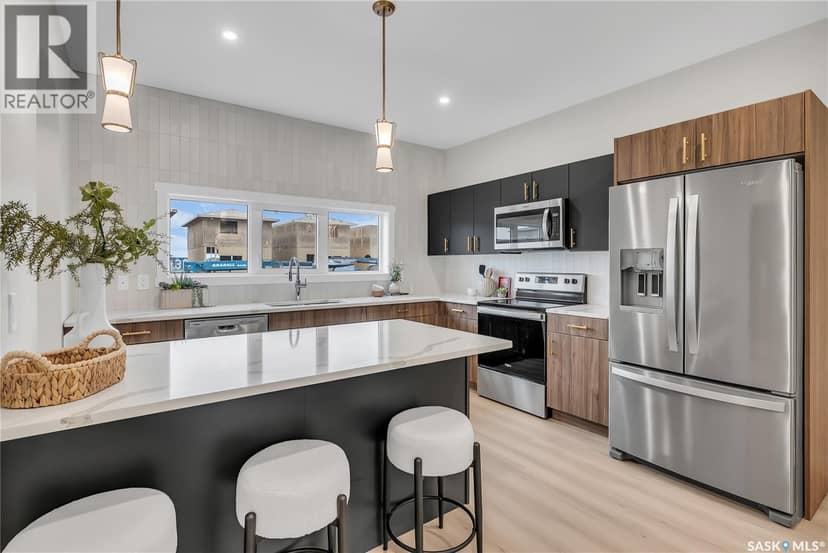 126 Amisk WAY — photo 11 of 35