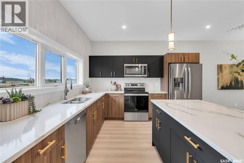 126 Amisk WAY — photo 15 of 35