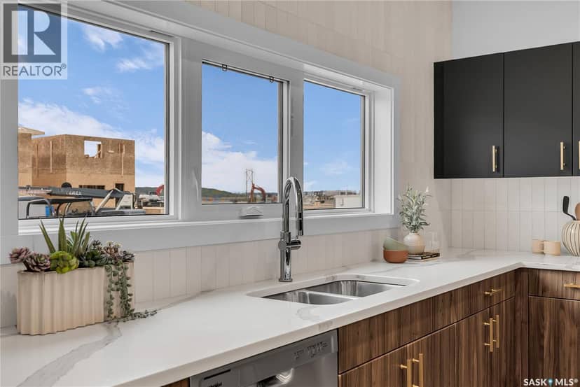126 Amisk WAY — photo 17 of 35