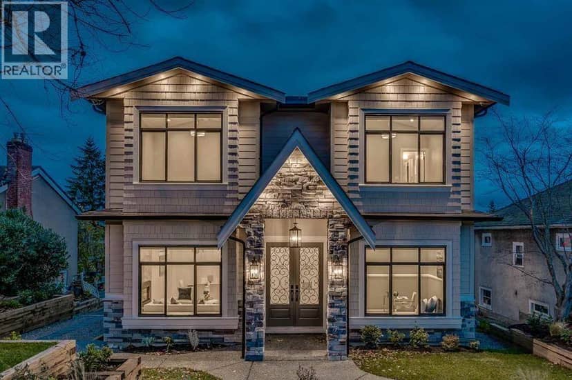824 CHESTNUT STREET, New Westminster