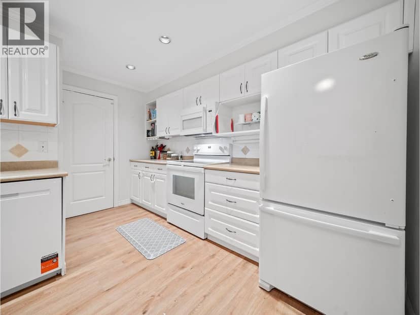 104 1281 Parkgate Avenue, North Vancouver, photo 8
