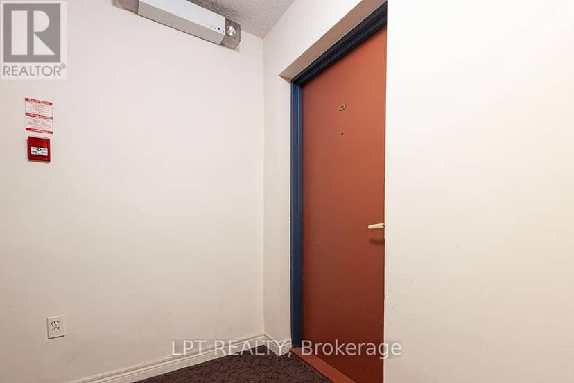 504 - 315 Dixon Road, Toronto, photo 7
