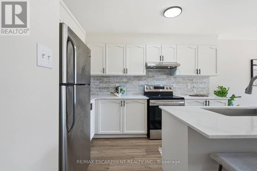 257 Southbrook Drive — photo 10 of 40