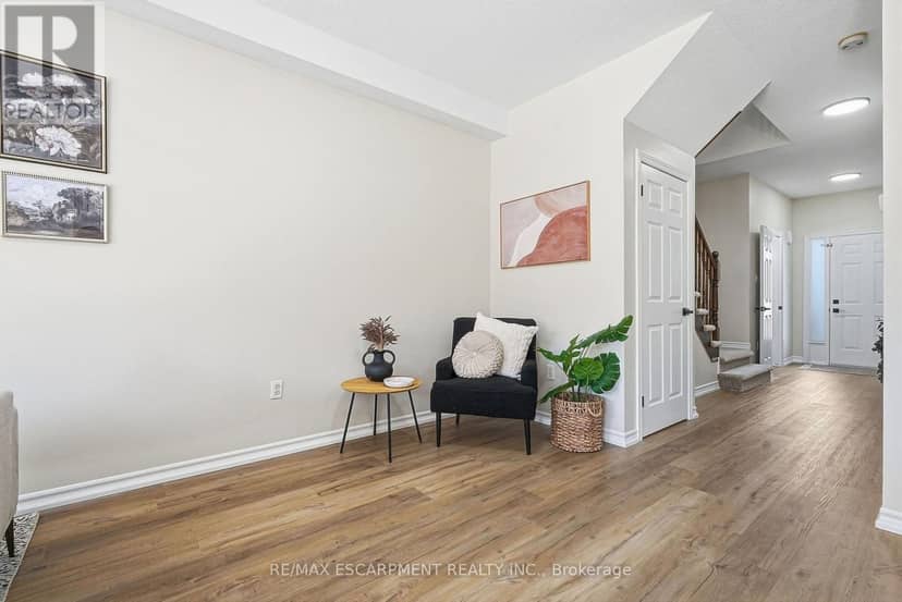 257 Southbrook Drive — photo 17 of 40