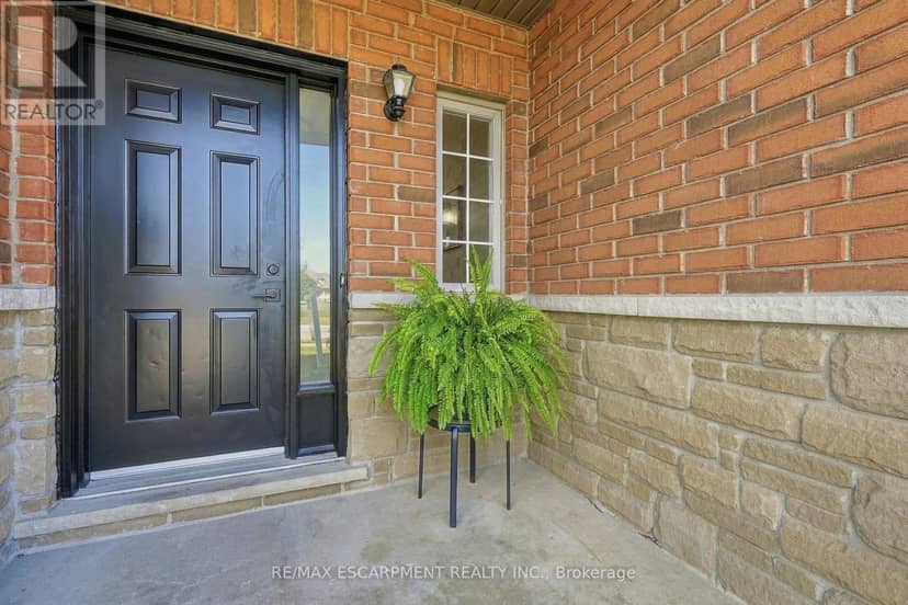 257 Southbrook Drive — photo 2 of 40