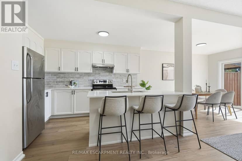 257 Southbrook Drive — photo 5 of 40