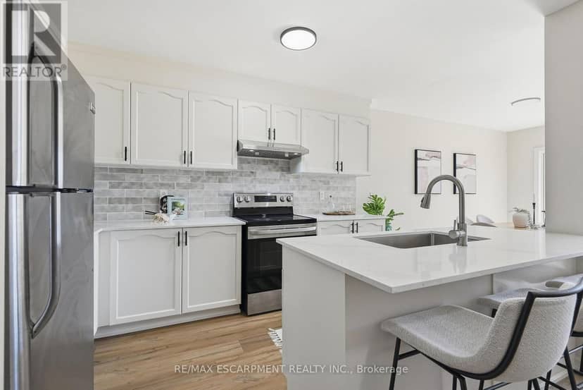 257 Southbrook Drive — photo 8 of 40