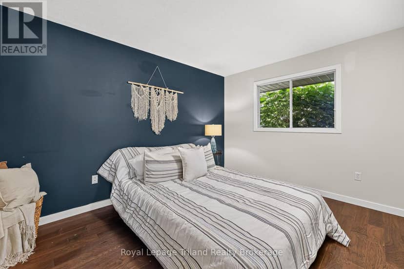 43 Dundee Court — photo 18 of 40