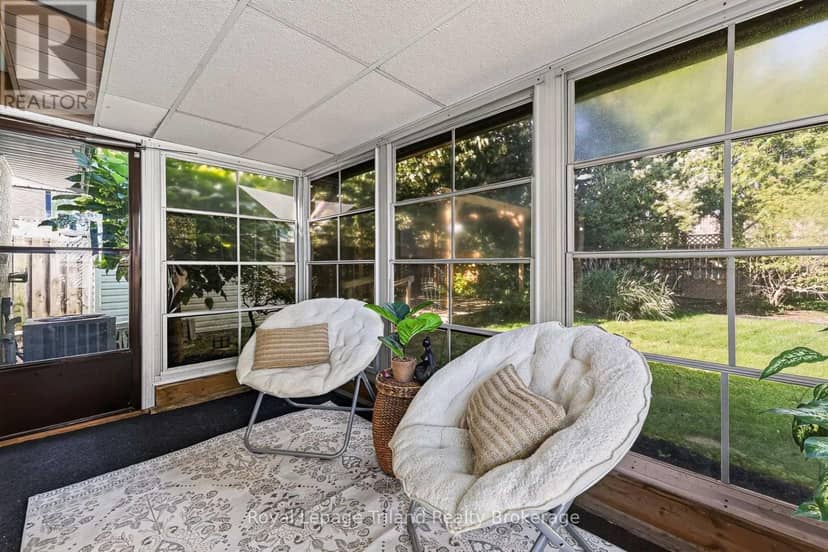 43 Dundee Court — photo 25 of 40