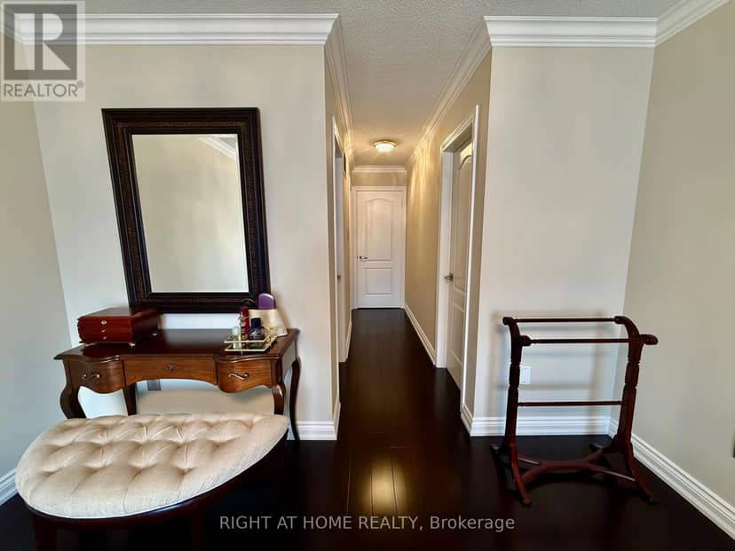 129 Four Seasons Crescent — photo 21 of 35