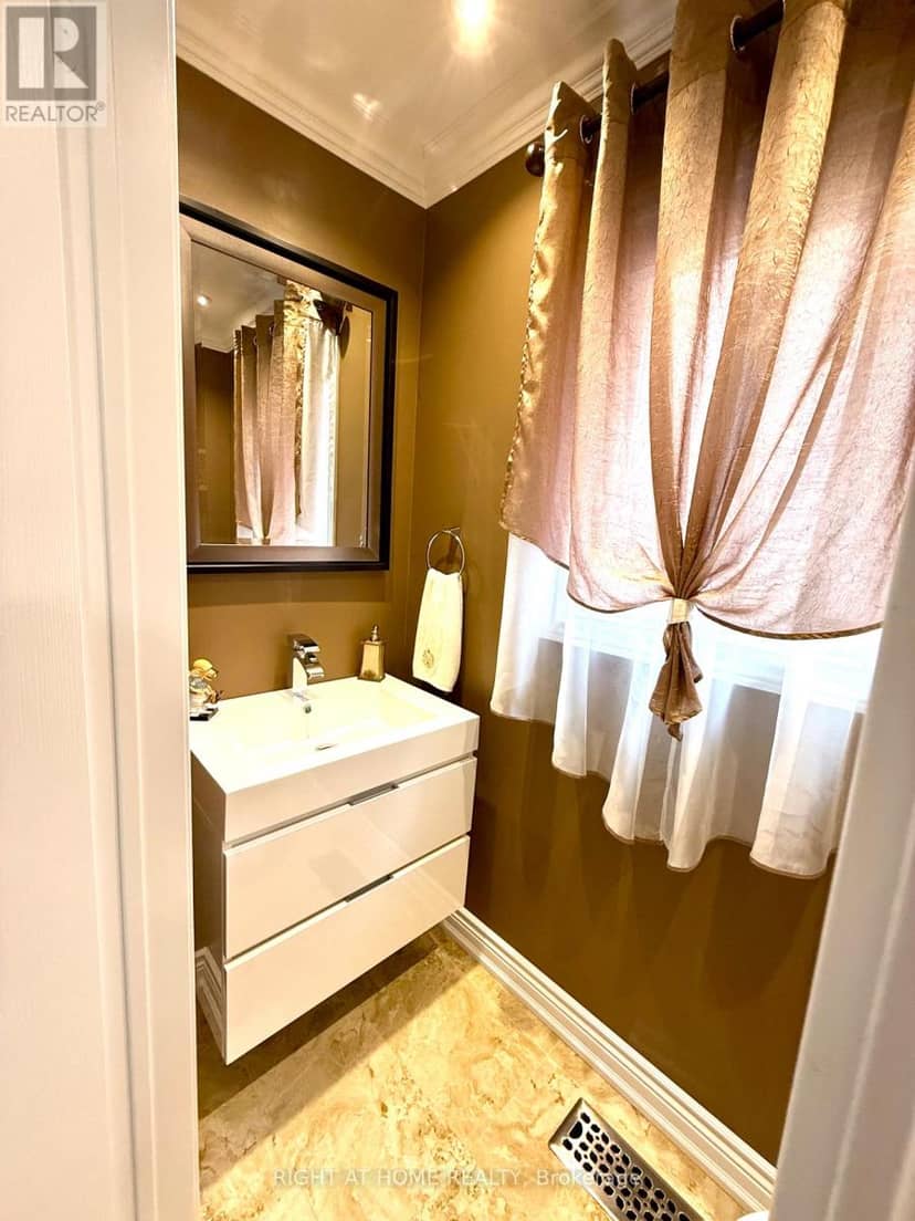 129 Four Seasons Crescent, East Gwillimbury, photo 5