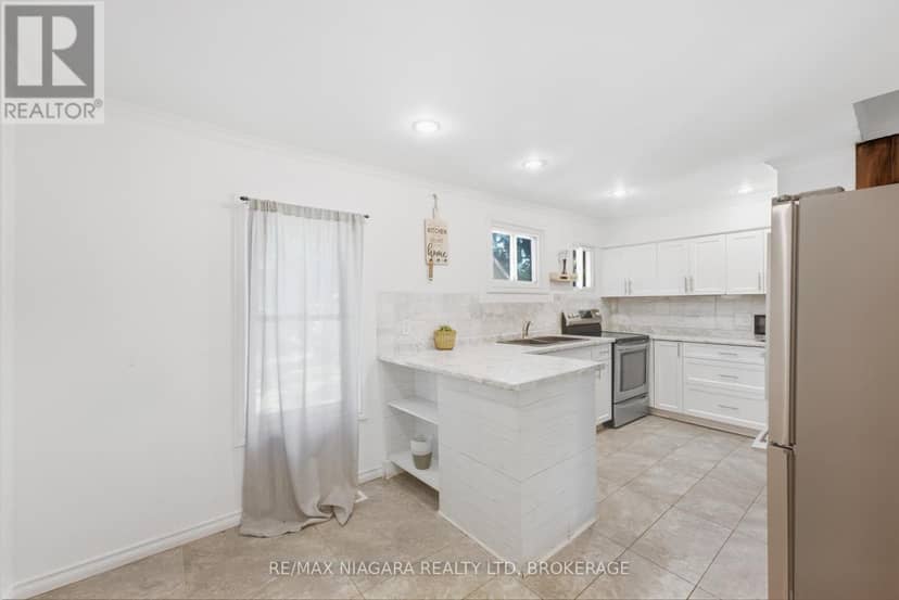 6525 Oneil Street — photo 14 of 27