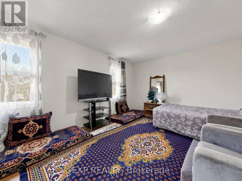 28 Longfellow Court — photo 13 of 39