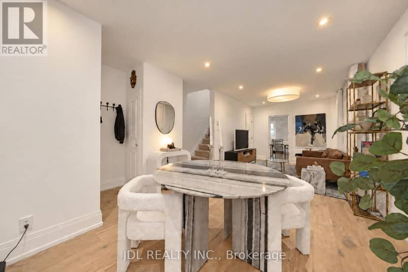 379 Scarborough Road — photo 13 of 33