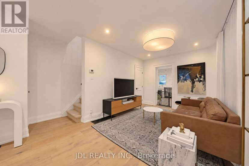 379 Scarborough Road — photo 15 of 33