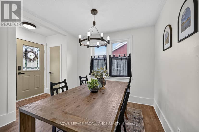 304 Oxford Avenue, Brockville, photo 6