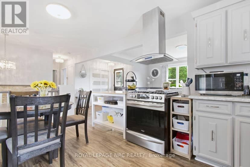 8031 Watson Street — photo 17 of 38