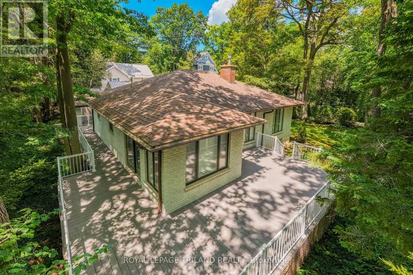 33 Forest Avenue — photo 11 of 40