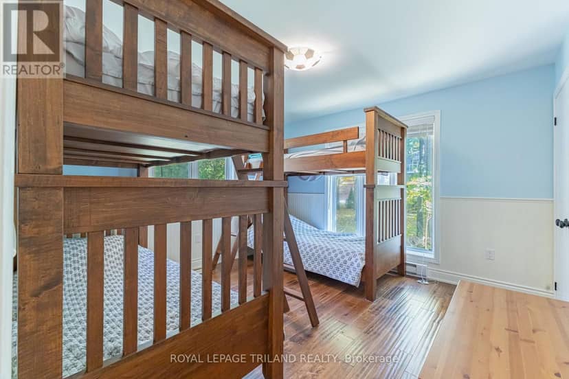 33 Forest Avenue — photo 28 of 40