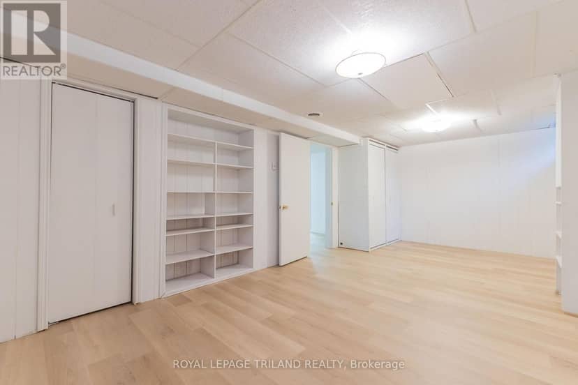 33 Forest Avenue — photo 39 of 40