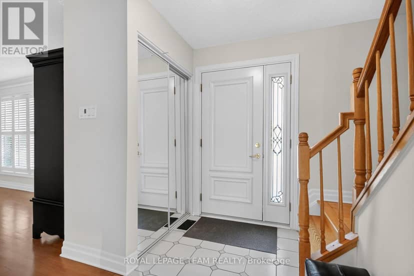 1069 Cahill Drive W — photo 19 of 40