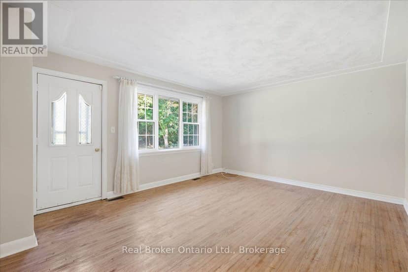 36 Ash Street — photo 13 of 40