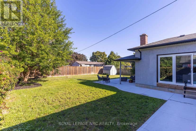 21 Silverdale Drive — photo 30 of 40