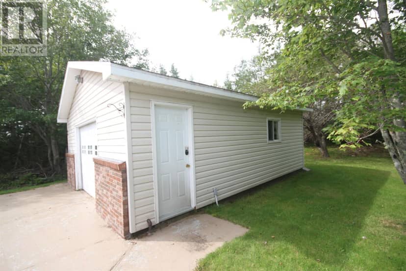 910 Highway 320, Lennox Passage, photo 8