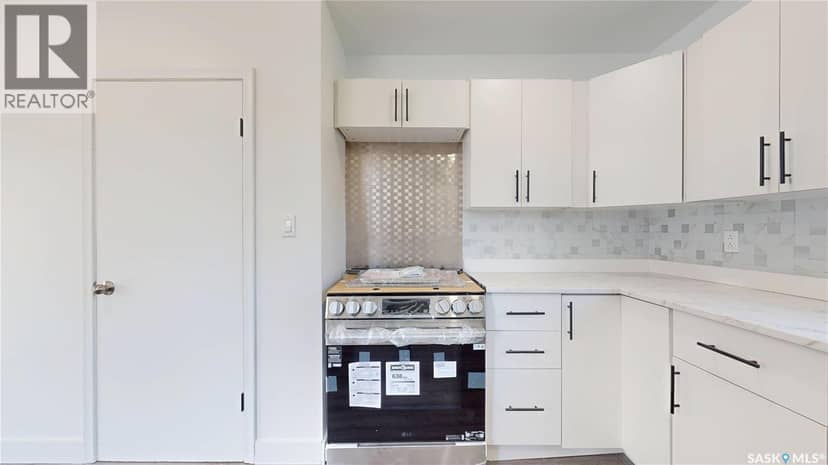 1020 9th AVENUE E — photo 13 of 40