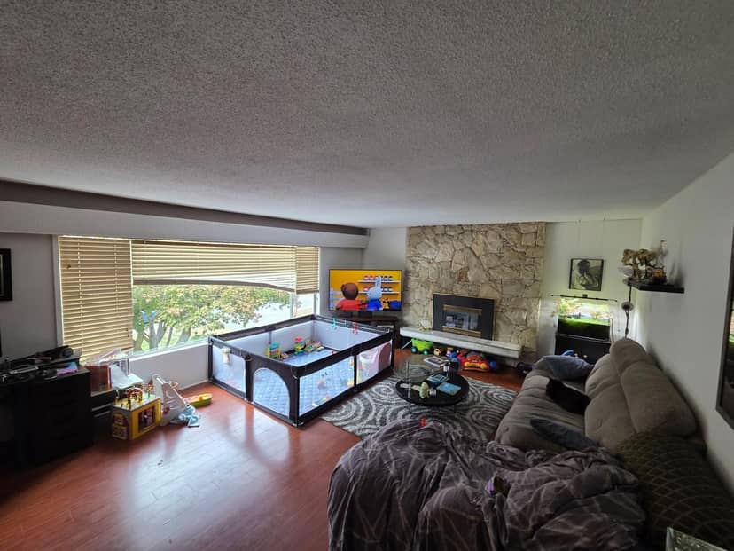 12704 107A AVENUE, Surrey, photo 2