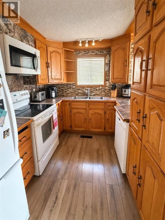 128 Grandview Crescent, Fort McMurray, photo 2