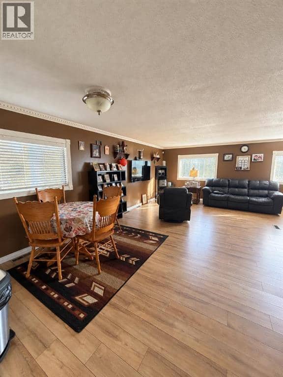 128 Grandview Crescent, Fort McMurray, photo 3